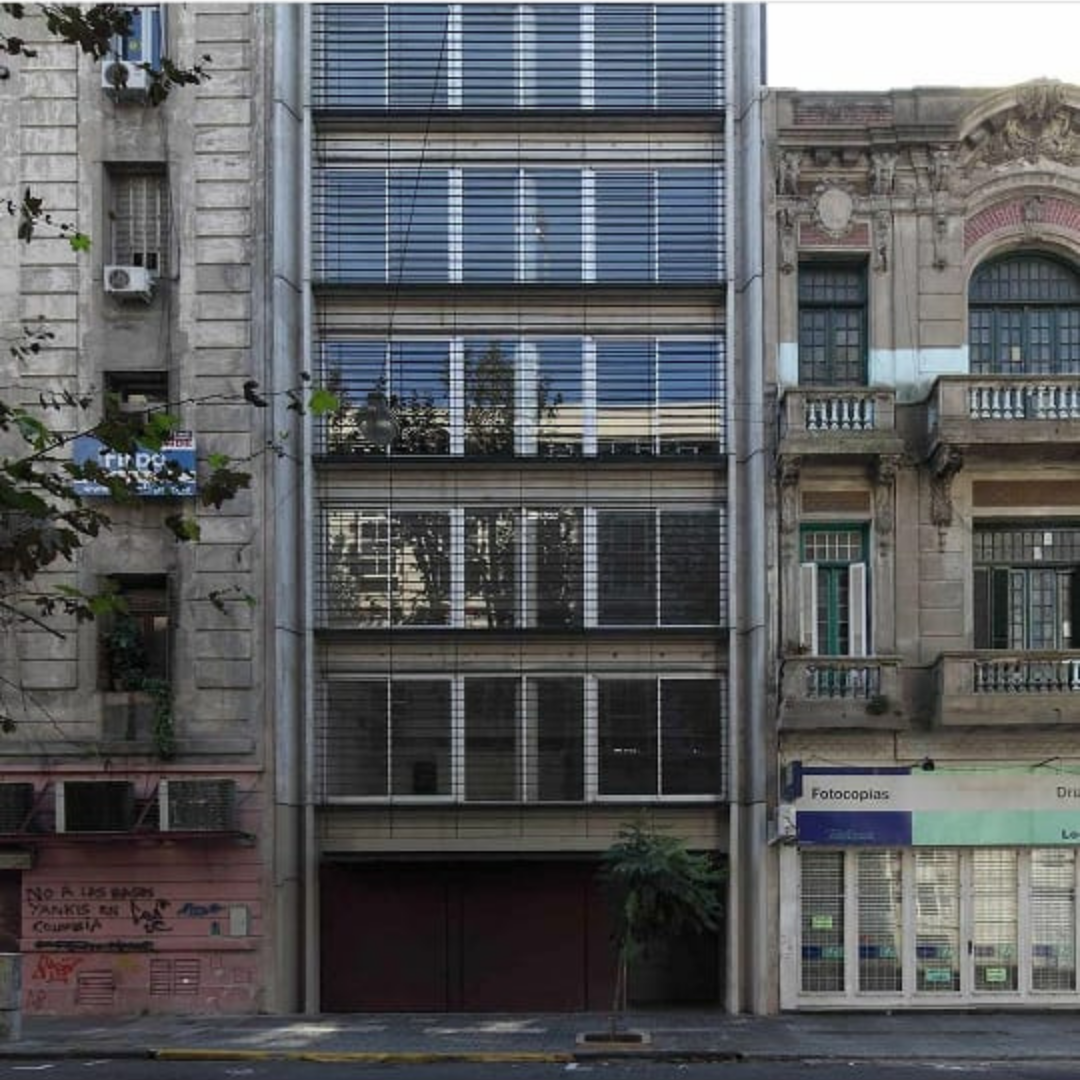 Frentes de rejas, Portones de hierro. Herrería de Obra